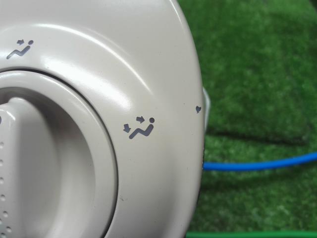 【中古】フィアット 500 ABA-31212 エアコン AC スイッチパネル  自社品番250248