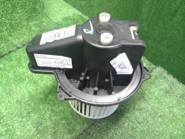 【中古】フィアット 500 ABA-31212 ヒーターブロアモーター  自社品番250248