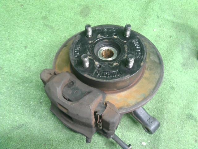 【中古】ＫＥＩ CBA-HN22S 右フロントナックルハブ 45110-75810 自社品番250255 ZJ3