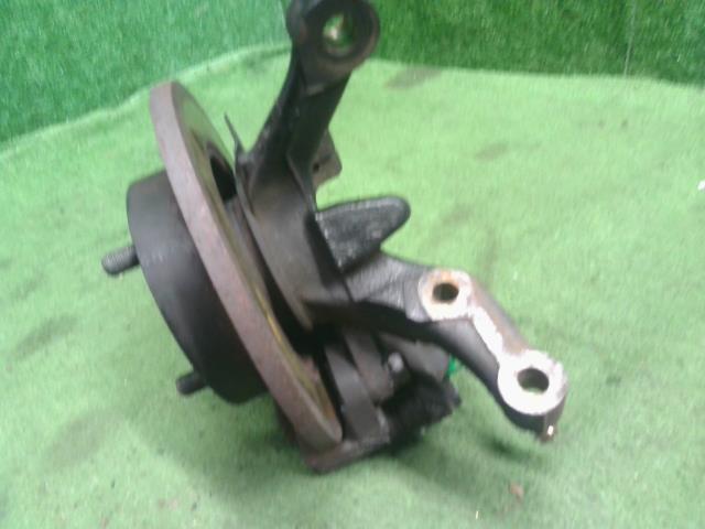 【中古】ＫＥＩ CBA-HN22S 右フロントナックルハブ 45110-75810 自社品番250255 ZJ3