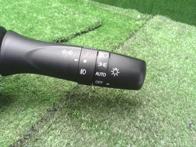 【中古】アルト DBA-HA36S ライト側 ディマー コンビネーション スイッチ 37210-74PA2 自社品番250259 ZJ3