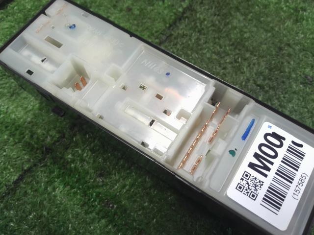 【中古】インプレッサ DBA-GP7 パワーウインドウ PWスイッチ 83071FJ001 自社品番250275 G1U