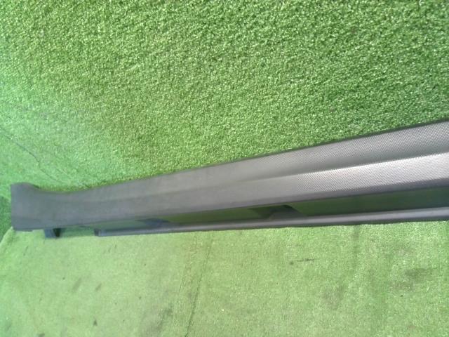 【中古】ＸＶ DBA-GT7 右サイドステップ スポイラー 91112FL100 自社品番250276 K1X