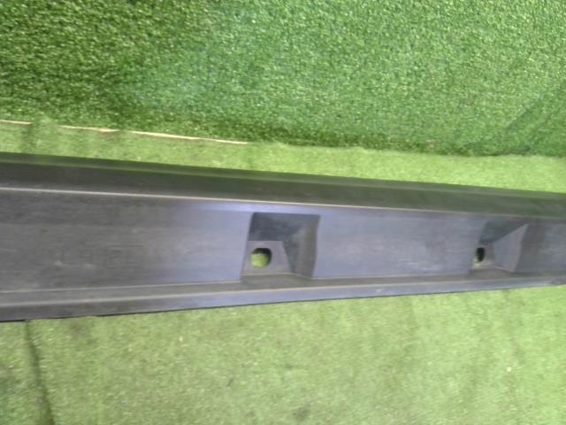 【中古】ＸＶ DBA-GT7 左サイドステップ スポイラー 91112FL110 自社品番250276 K1X