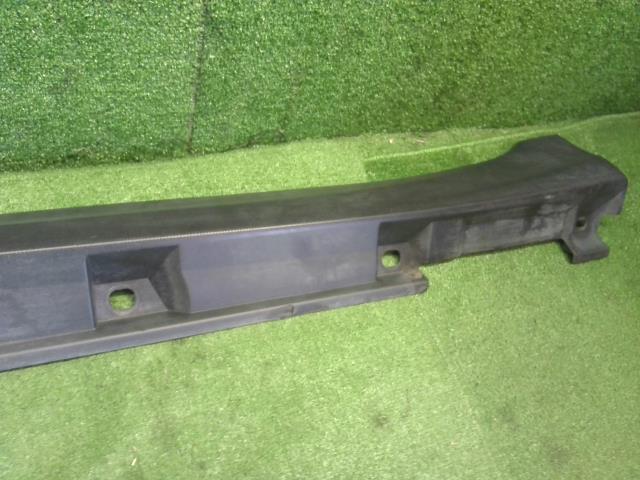 【中古】ＸＶ DBA-GT7 左サイドステップ スポイラー 91112FL110 自社品番250276 K1X