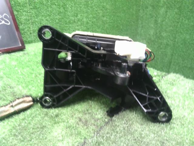 【中古】ラパン DBA-HE33S シフトレバー 28100-80PJ1-BWQ 自社品番250279 ZVP