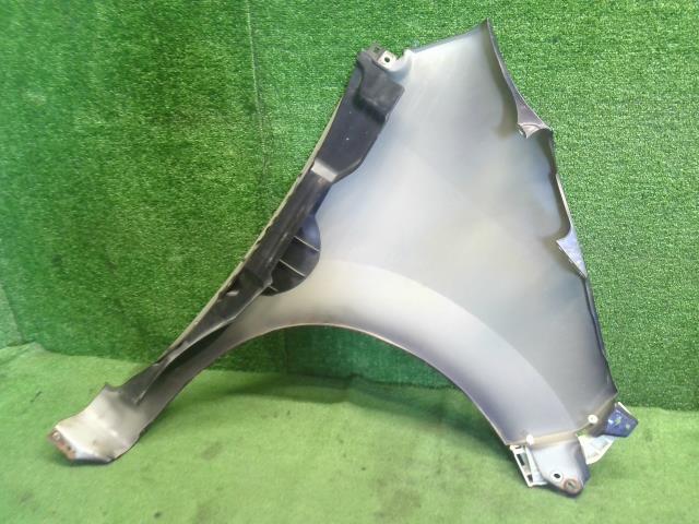 【中古】ＡＺワゴン DBA-MJ23S 左フロントフェンダー 1A08-52-211 自社品番250287 ZED