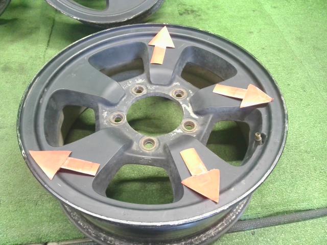 【中古】ジムニー E-JA22W ホイール 4本 純正 16インチ  自社品番250288 Y33