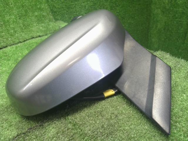【中古】ＭＰＶ UA-LW3W 左ドアミラー サイドミラー L081-69-180C 自社在庫250290 29Y