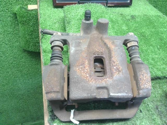 【中古】ＭＰＶ UA-LW3W 左右 リアキャリパー LEY4-26-99X 自社在庫250290 29Y