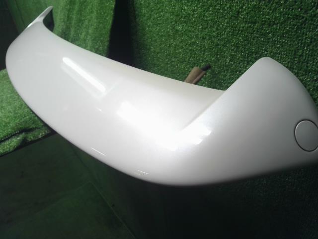 【中古】スイフト CBA-ZC32S バックドア リアゲート スポイラー 83980-71L02-ZVR 自社品番250291 ZVR