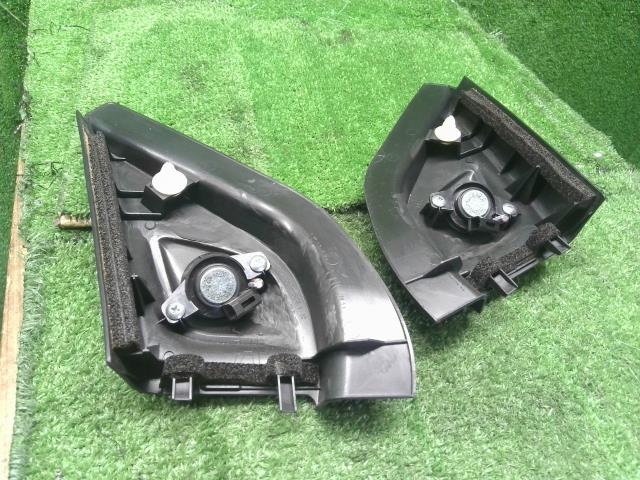 【中古】スイフト CBA-ZC32S ツイーター 左右 39102-65J20 自社品番250291 ZVR