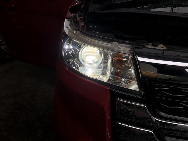 【中古】スペーシア DAA-MK42S 右ヘッドランプ ライト 35120-70K80 自社品番250296 A6R