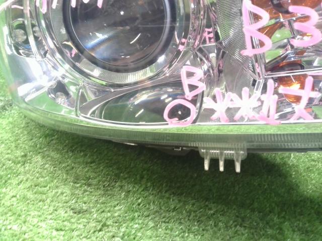 【中古】スペーシア DAA-MK42S 右ヘッドランプ ライト 35120-70K80 自社品番250296 A6R