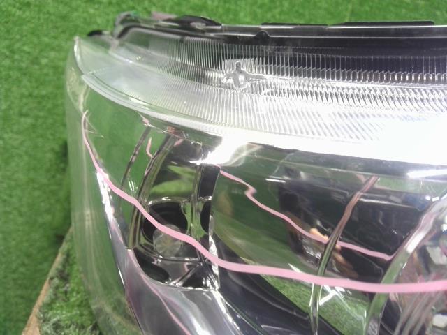 【中古】スペーシア DAA-MK42S 右ヘッドランプ ライト 35120-70K80 自社品番250296 A6R