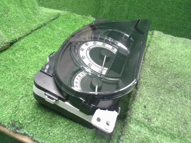 【中古】スペーシア DAA-MK42S スピードメーター 34100-65RQ0 自社品番250296 A6R