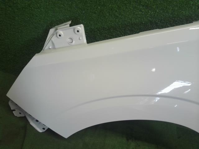 【中古】セレナ DAA-GNC27 左フロントフェンダー F3101-5TAMA 自社品番250297 QM1
