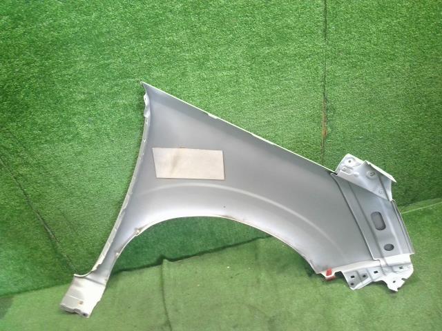 【中古】セレナ DAA-GNC27 左フロントフェンダー F3101-5TAMA 自社品番250297 QM1