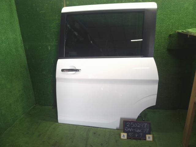 【中古】セレナ DAA-GNC27 左リア スライドドア H210A-5TAMA 自社品番250297 QM1