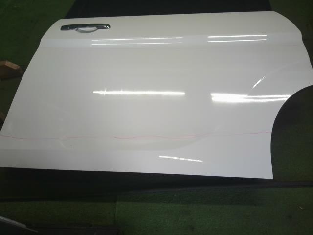 【中古】セレナ DAA-GNC27 左リア スライドドア H210A-5TAMA 自社品番250297 QM1