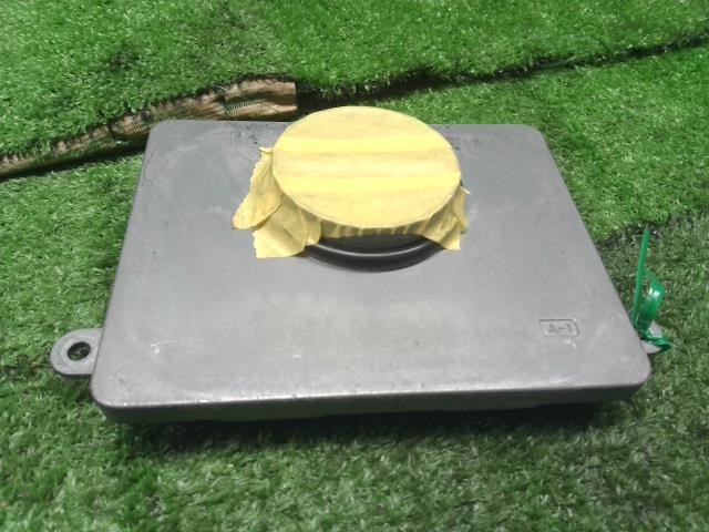 【中古】レクサス GS DBA-GRL11 右 ヘッドライト コンピューター コントロールユニット  自社品番250299 085