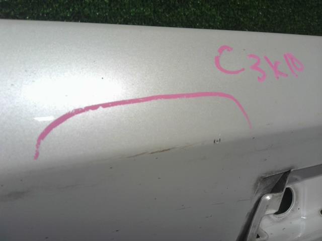 【中古】レクサス GS DBA-GRL11 右サイドステップ スポイラー 75851-30907-A2 自社品番250299 085