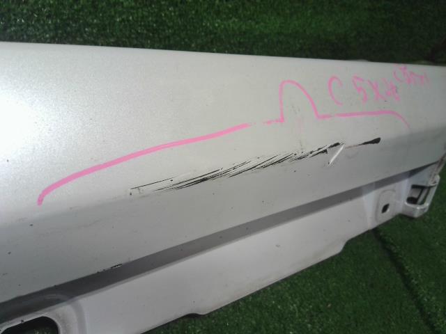 【中古】レクサス GS DBA-GRL11 右サイドステップ スポイラー 75851-30907-A2 自社品番250299 085