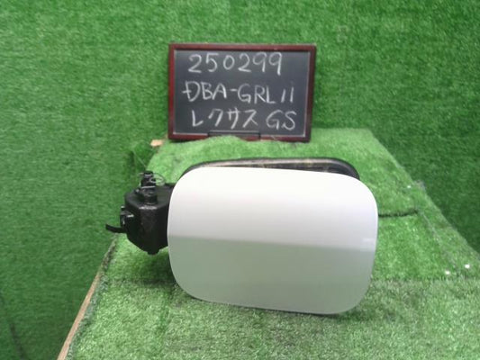 【中古】レクサス GS DBA-GRL11 フューエルリッド 給油口パネル 77350-30420 自社品番250299 085