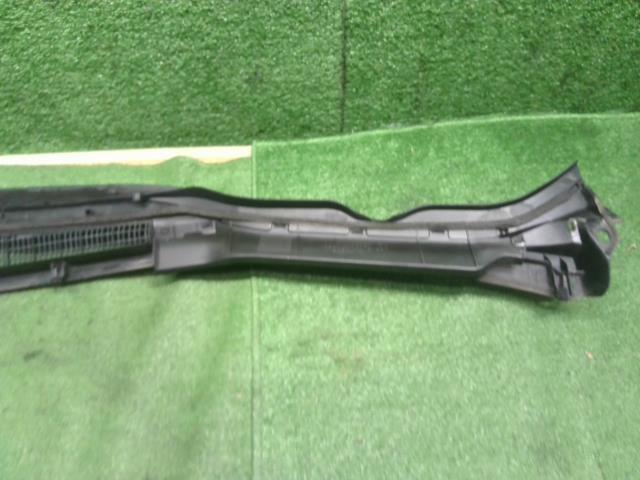 【中古】レクサス GS DBA-GRL11 カウルトップパネル 55708-30201 自社品番250299 085