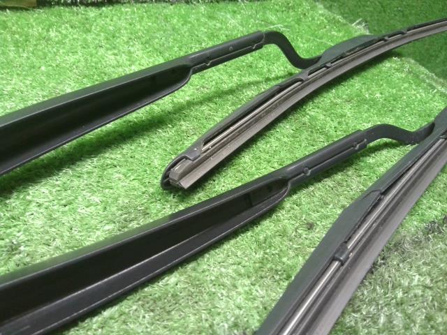 【中古】レクサス GS DBA-GRL11 フロントワイパーアーム 85211-30770 自社品番250299 085