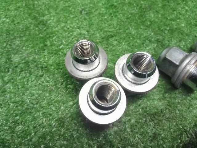 【中古】レクサス GS DBA-GRL11 純正ナット  自社品番250299 085
