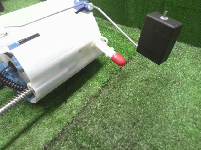 【中古】レクサス GS DBA-GRL11 フューエル 燃料ポンプ 23220-38030 自社品番250299 085