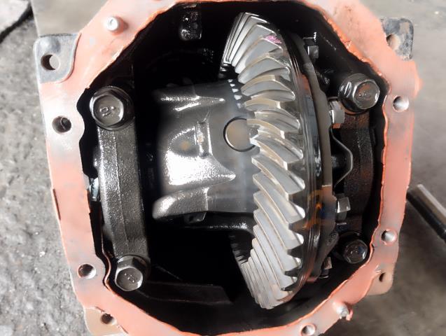 【中古】レクサス GS DBA-GRL11 リアリジットデフ 41110-53224 自社品番250299 085