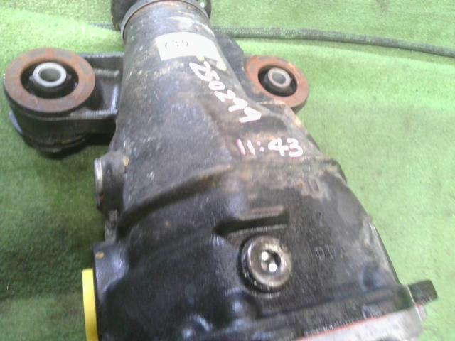 【中古】レクサス GS DBA-GRL11 リアリジットデフ 41110-53224 自社品番250299 085