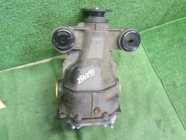 【中古】レクサス GS DBA-GRL11 リアリジットデフ 41110-53224 自社品番250299 085