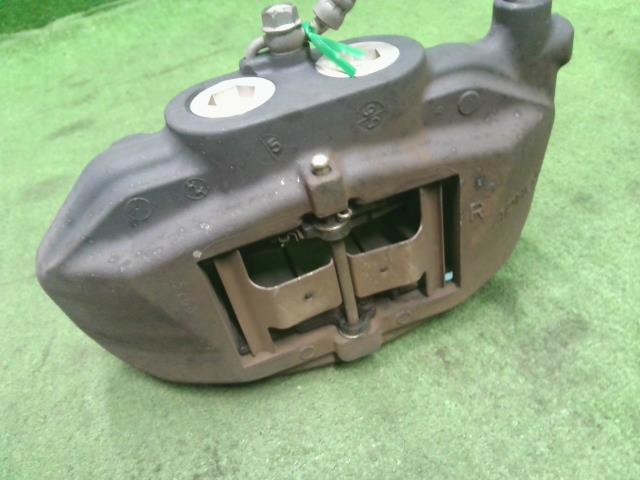 【中古】レクサス GS DBA-GRL11 左右フロント キャリパー 47750-22460 自社品番250299 085