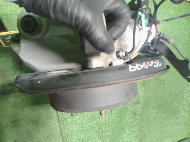 【中古】レクサス GS DBA-GRL11 右リアナックルハブ 42304-30130 自社品番250299 085