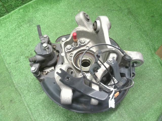 【中古】レクサス GS DBA-GRL11 左リアナックルハブ 42305-30130 自社品番250299 085