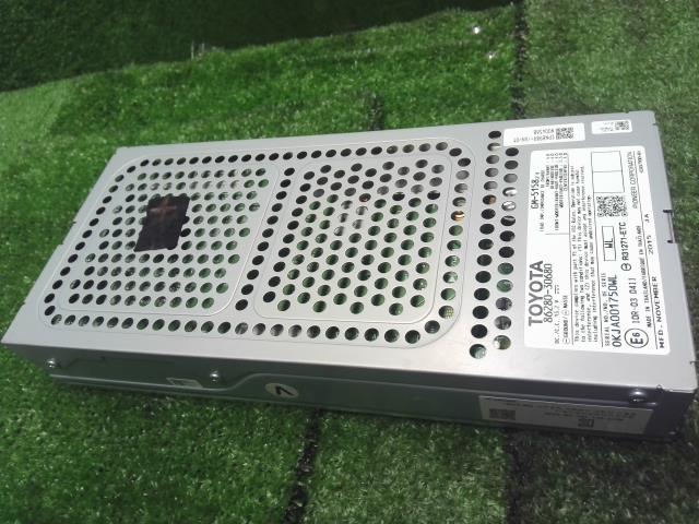 【中古】レクサス GS DBA-GRL11 オーディオアンプ 86280-30680 自社品番250299 085