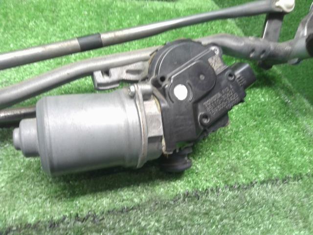 【中古】レクサス GS DBA-GRL11 フロントワイパーモーター 85110-30621 自社品番250299 085