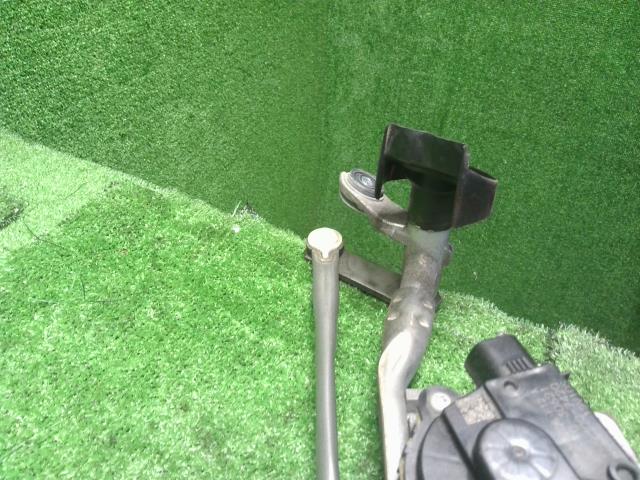 【中古】レクサス GS DBA-GRL11 フロントワイパーモーター 85110-30621 自社品番250299 085