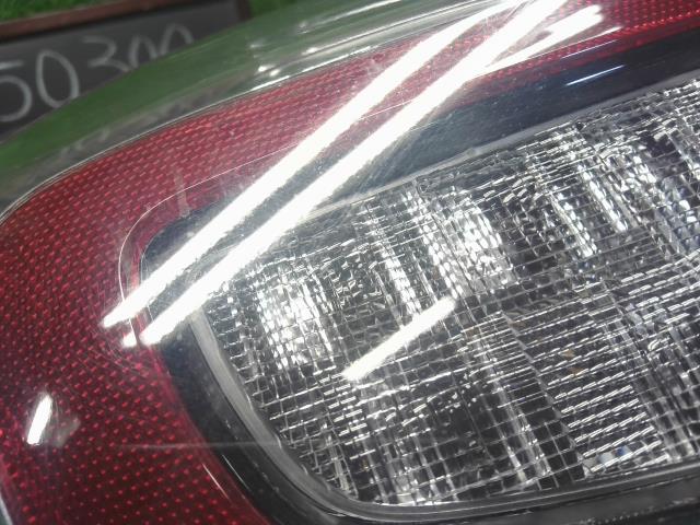 【中古】ＸＶ DAA-GPE 左テールランプ 84912FJ350 自社品番250300 G2U