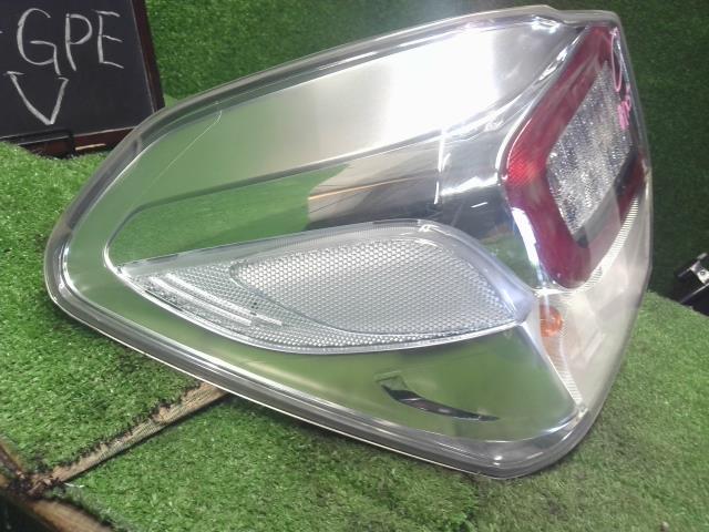 【中古】ＸＶ DAA-GPE 左テールランプ 84912FJ350 自社品番250300 G2U