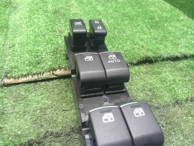 【中古】ＸＶ DAA-GPE パワーウインドウ PWスイッチ 83071FJ090 自社品番250300 G2U