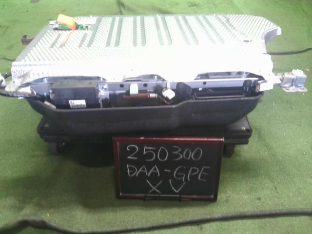 【中古】ＸＶ DAA-GPE EV ハイブリッドバッテリー  自社品番250300 G2U