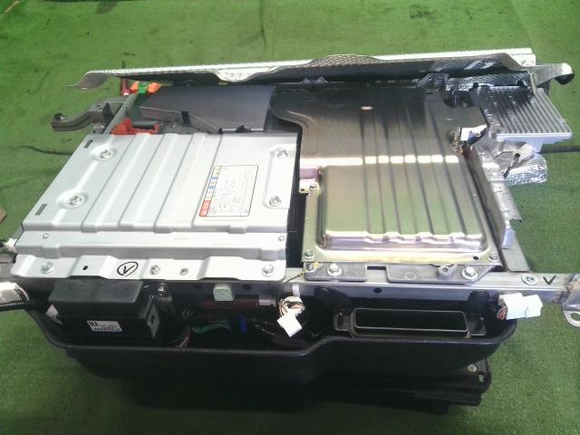 【中古】ＸＶ DAA-GPE EV ハイブリッドバッテリー  自社品番250300 G2U