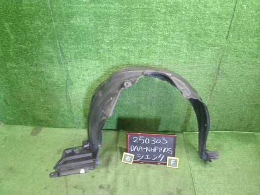 【中古】シエンタ DAA-NHP170G 右フロントインナーフェンダー ライナー 53875-52310 自社品番250303 5B6