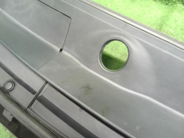 【中古】シエンタ DAA-NHP170G カウルトップパネル 55700-52400 自社品番250303 5B6