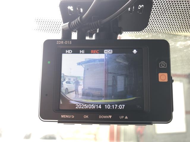 【中古】コムテック ZDR-015 ドライブレコーダー シエンタ外し  自社品番250303