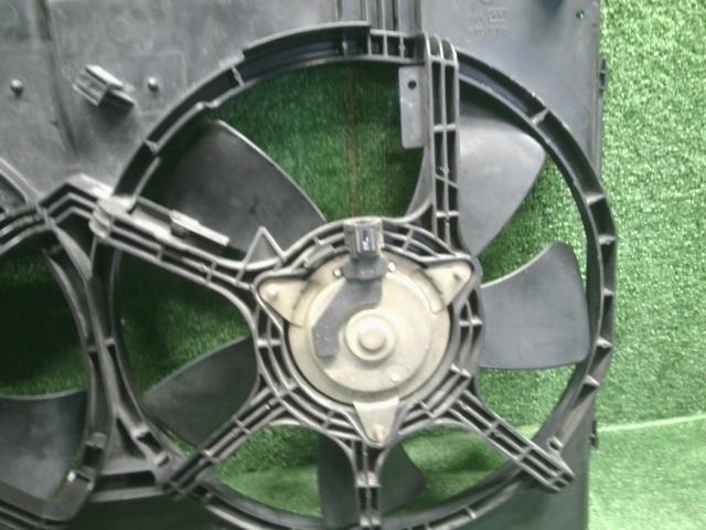 【中古】セレナ UA-TNC24 電動ファン 21481-CX20A 自社品番250307 KY0